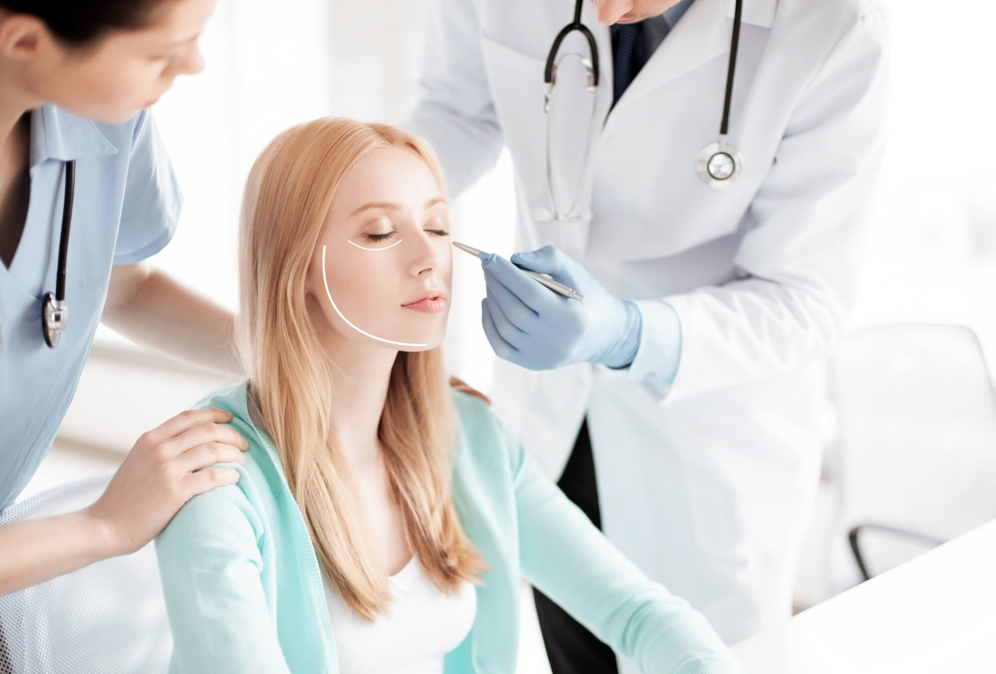 Consultation lifting visage à Nice et Cannes - Dr Belhassen
